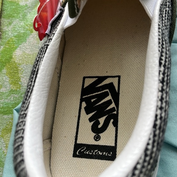 Vans 🖤 - Picture 8 of 9